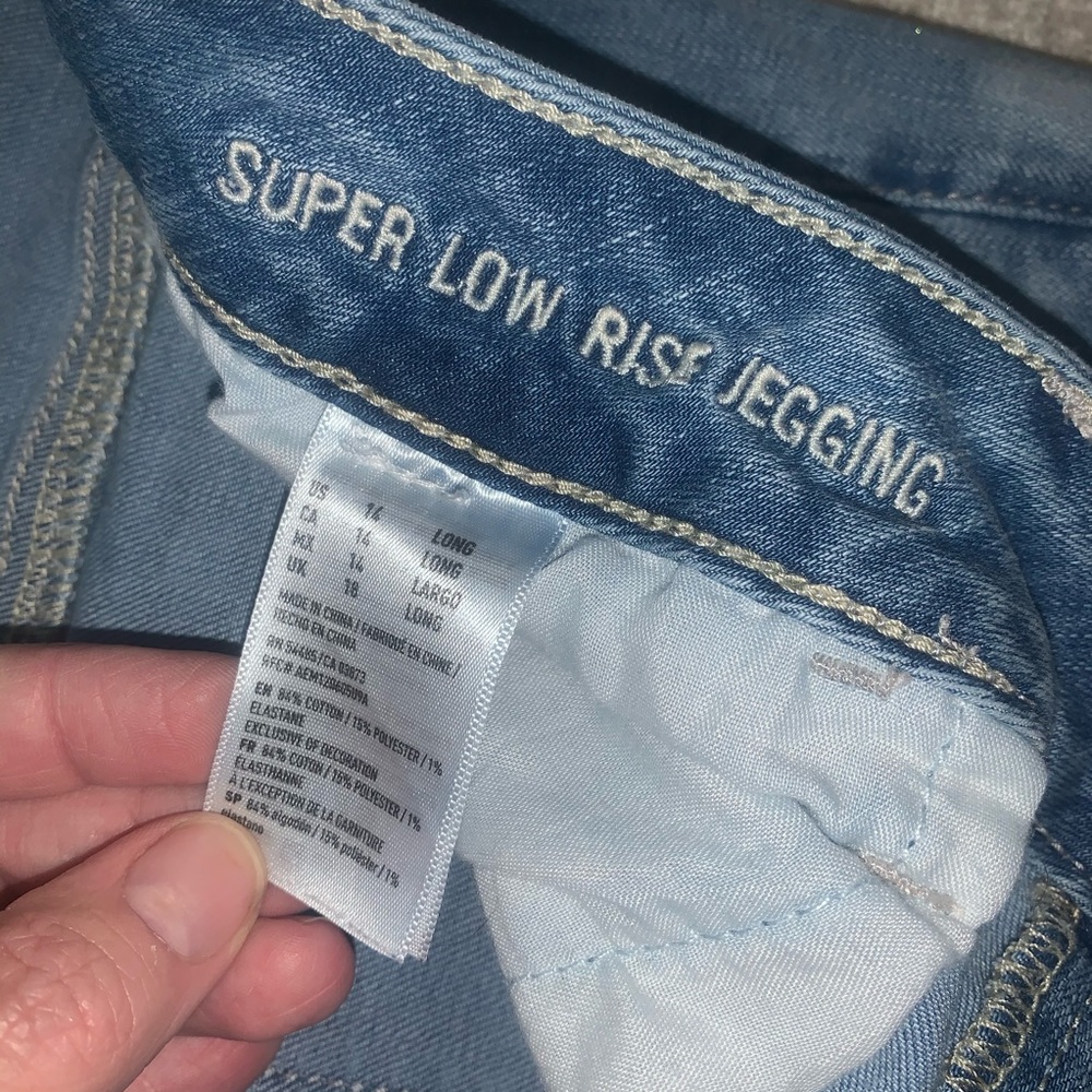 American Eagle 14L Super Low Rise Jeggings
